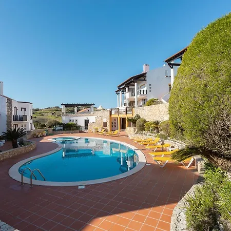 Surf- Com Vista O Oceano - By Smarthomes アパート サン・マルティーニョ・ド・ポルト